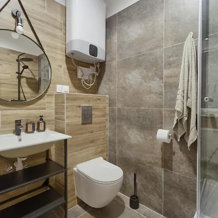 Niron Apartament Dom Z Papieru Tokio Pila Exterior photo