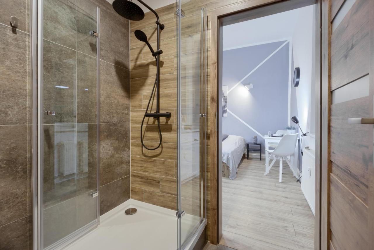 Niron Dom Z Papieru Tokio Apartment Pila